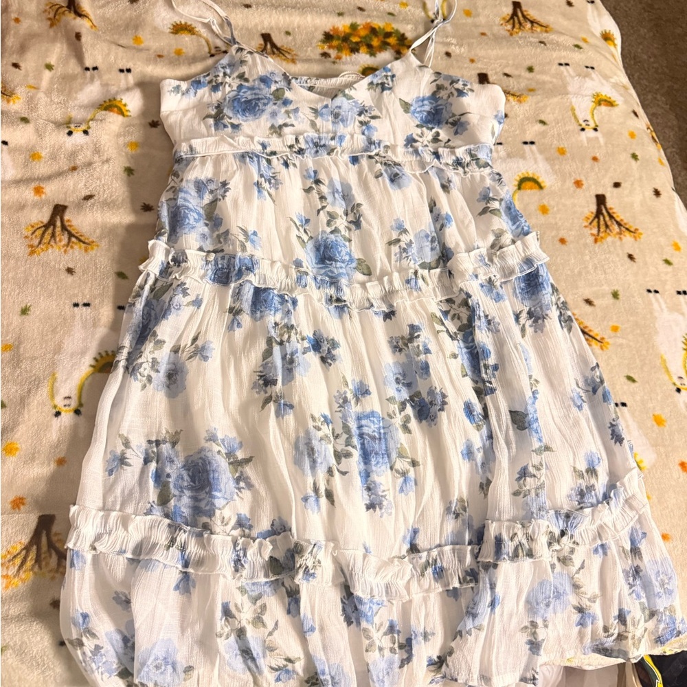 Miami White and Blue Floral Midi Dress - Picture 8 of 12